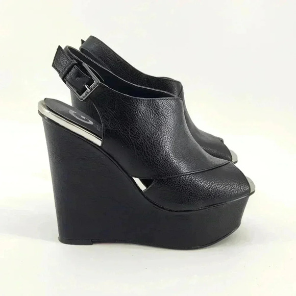 GUESS  PLATFORM SANDALS - Picture 1 of 6